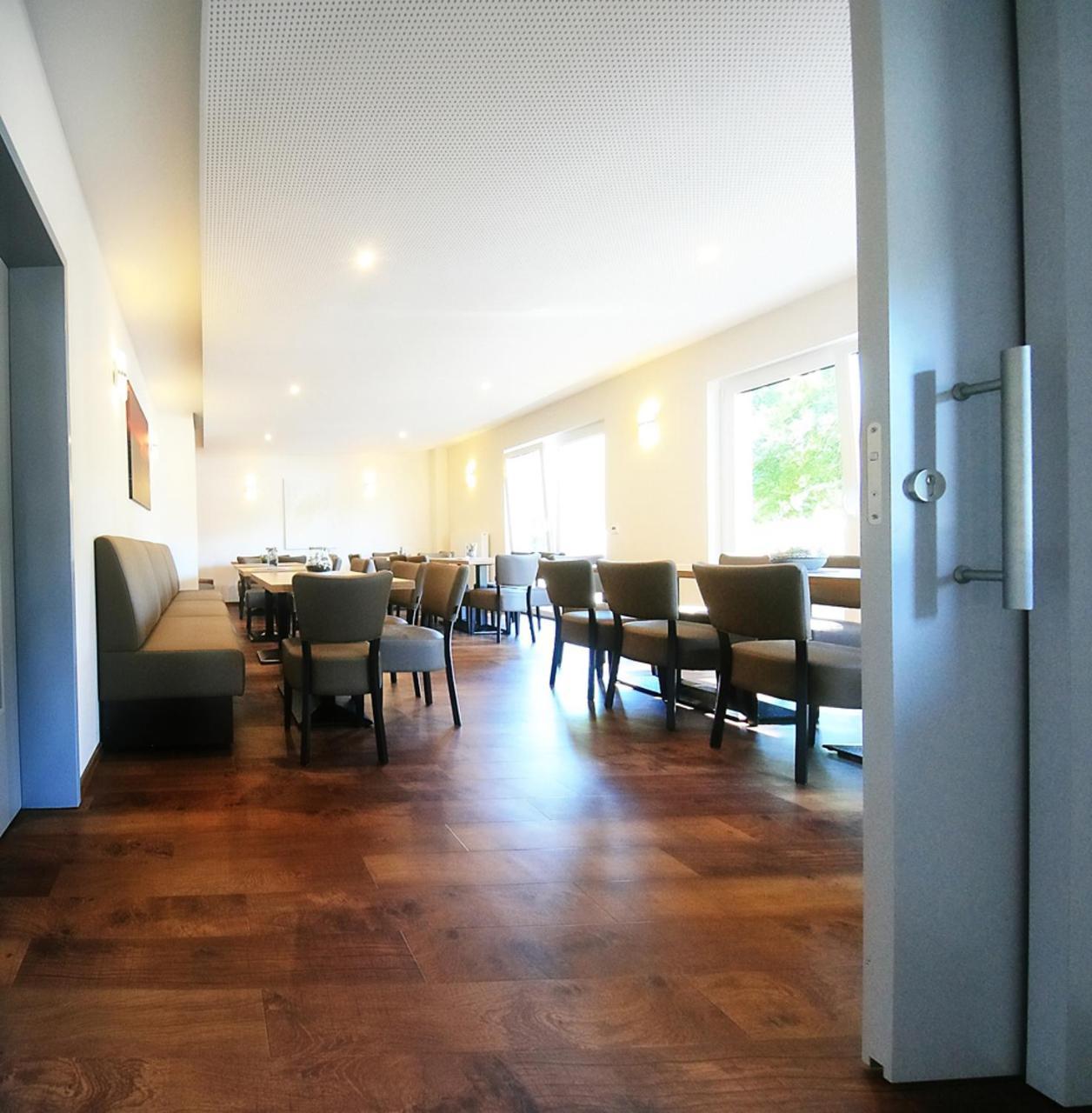 Hotel Birkensee Laatzen Ngoại thất bức ảnh